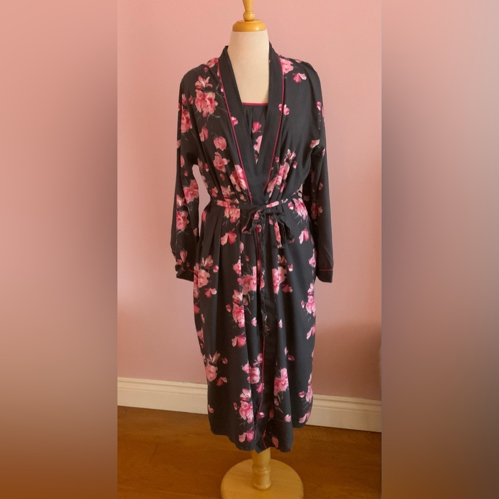 Cyberjammies Matching Floral Nightgown and Robe